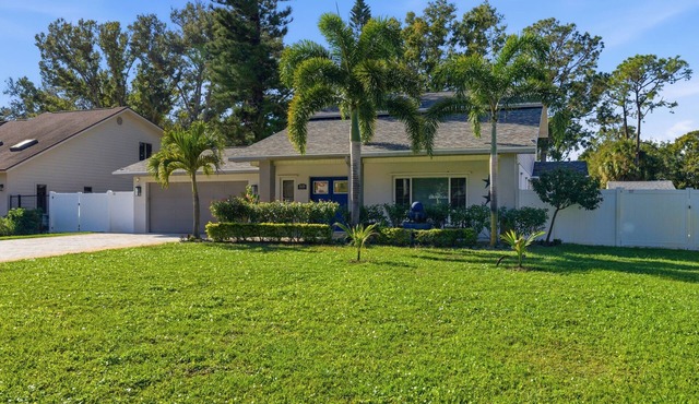 Levine's Spacious Clearwater Retreat with Pool