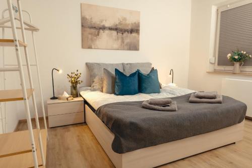 LGH2-4 Schlafzimmer, voll ausgestattet, WLAN, Balkon, self-check-in