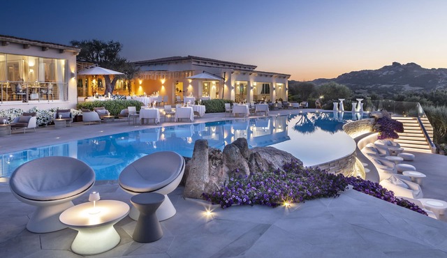 Li Finistreddi Exclusive Country Retreat