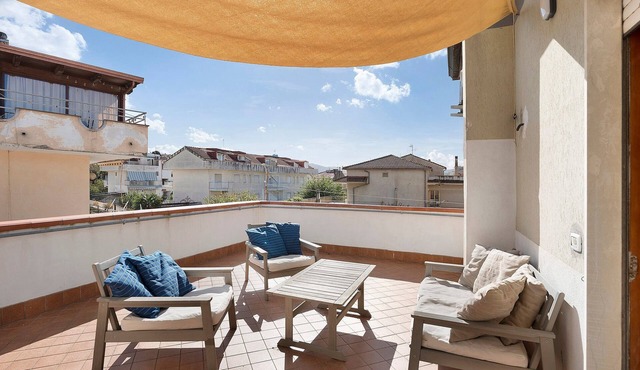 Libeccio Sea View Apartment with Wi-Fi and Air Conditioning