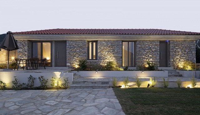 Lichnos Luxury Studio