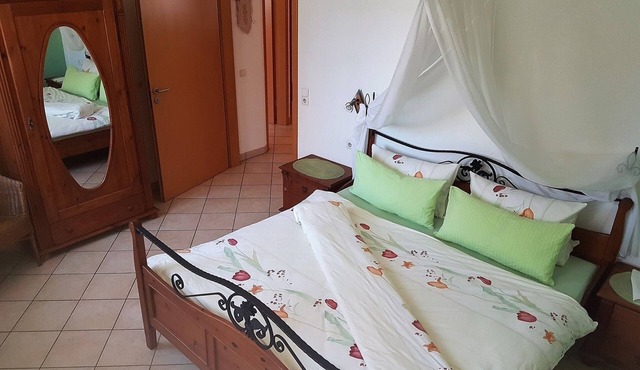 Liebevoll eingerichtete Wohnung (75qm) auf familiengeführten Ferienbauernhof