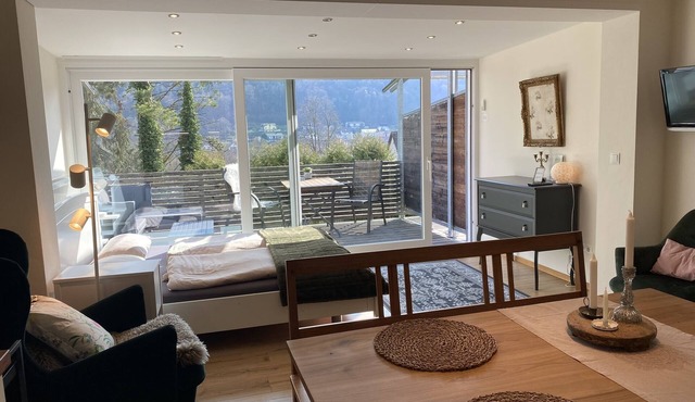 Liebevoll eingerichtetes Einzimmer-Appartement (35qm) mit Balkon für bis zu zwei Personen