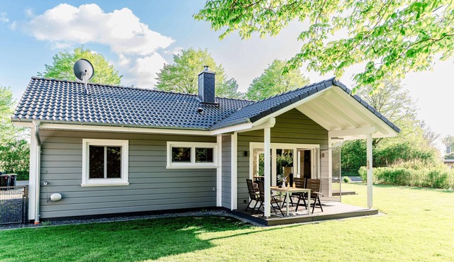 Lieblingsplatz Fördezauber: Family-friendly with garden in the quiet countryside
