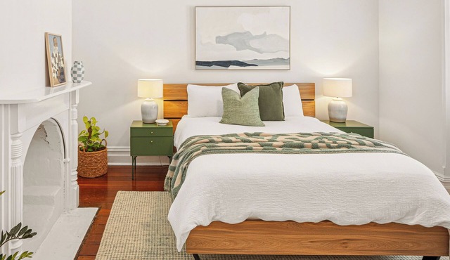 Light-Filled North Perth Stay | Walk to Cafes | Stylish & Central