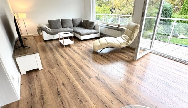 Light-flooded apartment in a natural location - near Cologne