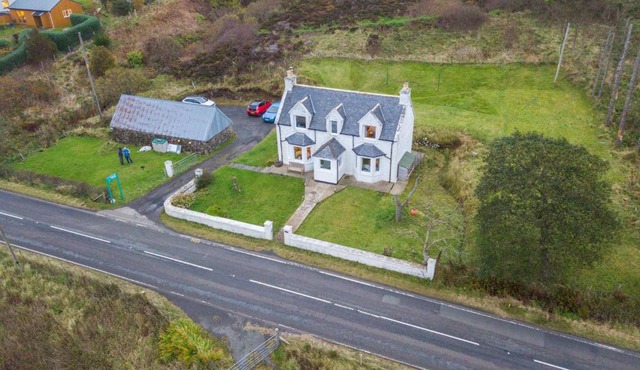 Lighthouse Cottage (Shared Facilities)