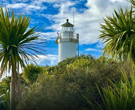 Lighthouse-hideaway