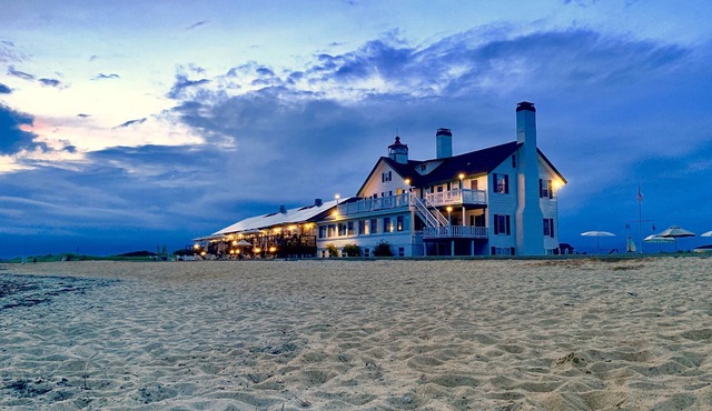Lighthouse Inn