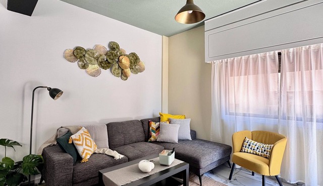 Lighthouse Larnaca - Mackenzie fully furnished seaside apartment