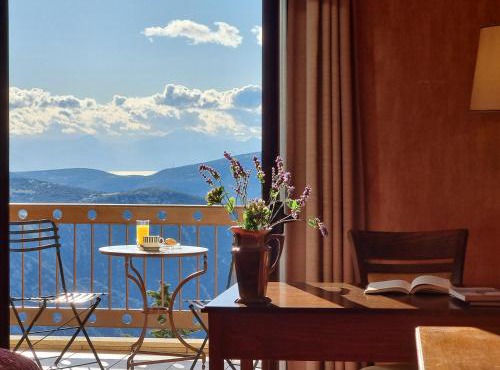 Likoria Hotel