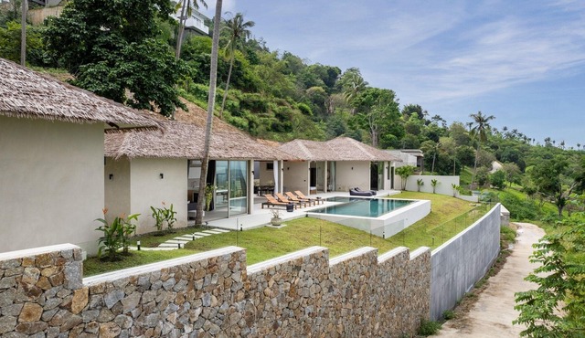 Lilly Belle Stunning Bali Style : 2 Bed Pool Villa
