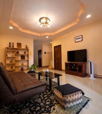 Lilo House, Thaimueang Beach