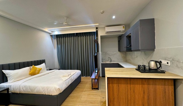 Lime Tree Hotel Sector 51 Gurgaon