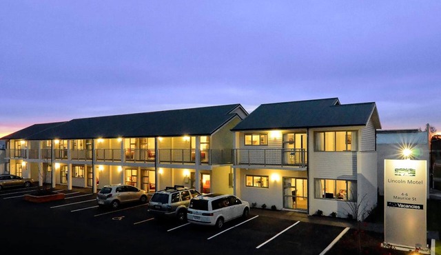 Lincoln Motel