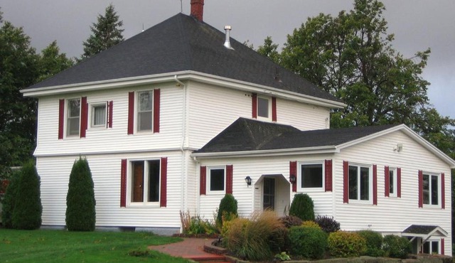 Linden Homestead