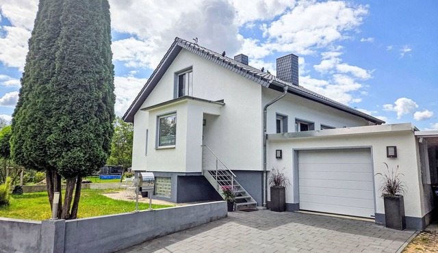 Lindenstraße by Interhome