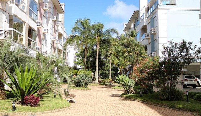 Lindo Ap condomínio Villa Giardino ótima localização .