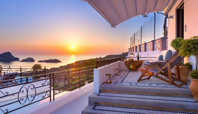Lindos Shore Superior Studio