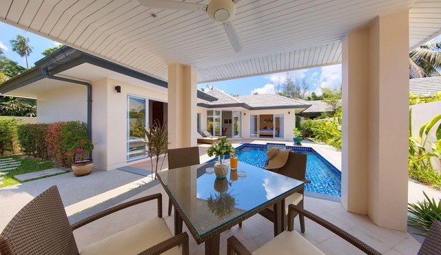 Lipa Talay Sawng - Beach Side Retreat
