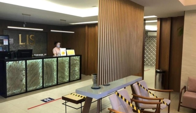 Lis Hotel