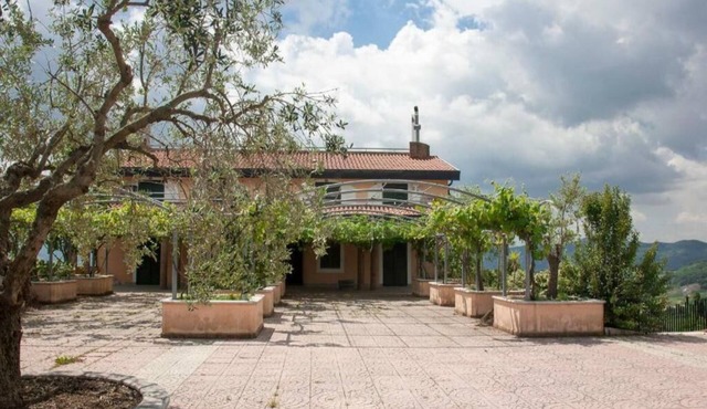 Lisandro Wine Resort Apartment Caserta