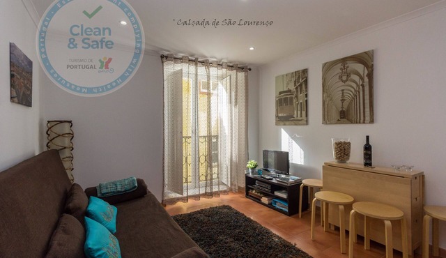 Lisbon - Central Apartment in Historic District