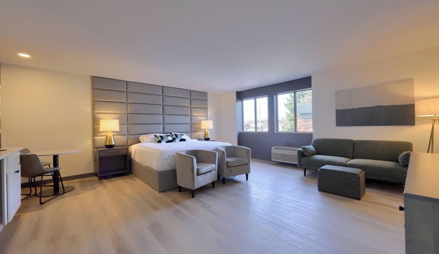 Lititz Pointe Inn and Suites