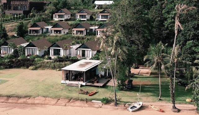 Little Moon Villa