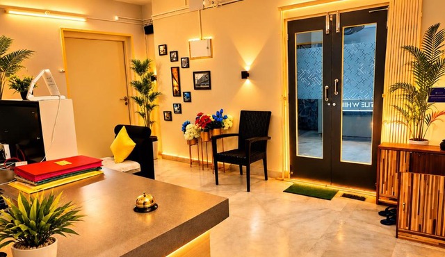 Little While Elitz-Budget & backpacker friendly micro hotel-Near metro