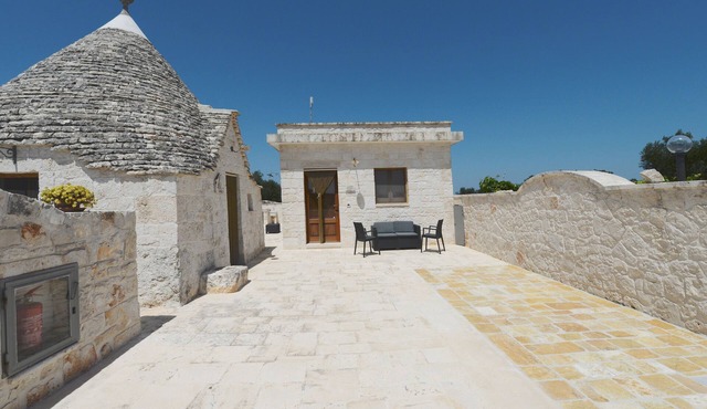 Live a peaceful experience in the "Garden of Europe" of Puglia