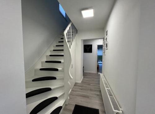 "Live Good, Work Good" Central House by GG Rental Hamburg