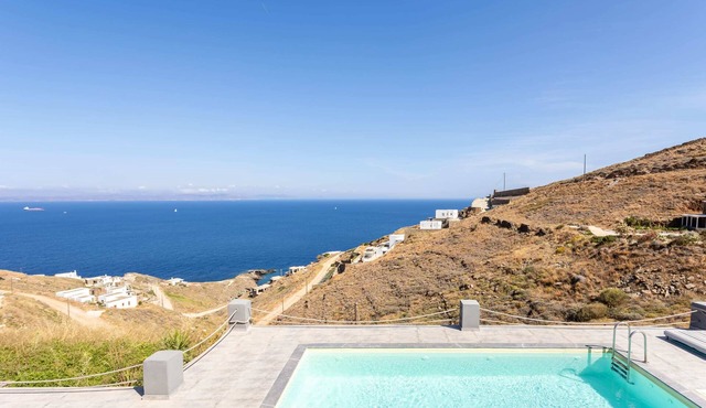 Live In Blue - Uranian Private Pool & Magic Views