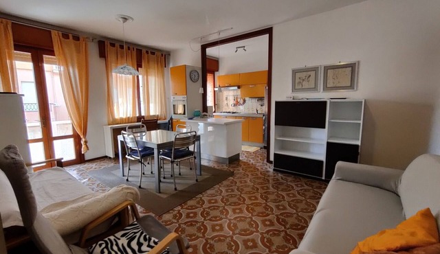 Lively and bright flat in Caorle