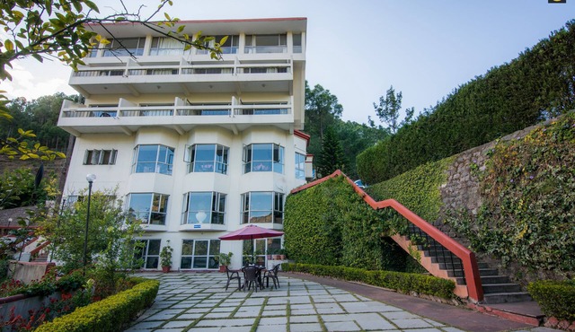 Livingstone Misty Mountains resort Studio Room