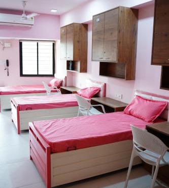 Livzo - Pink house for girls