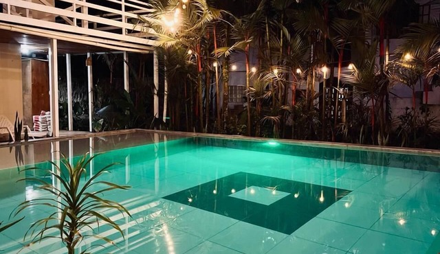 Lizard King Hotel & Suites