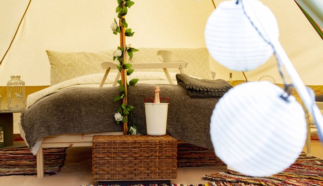 Lloyds Meadow Glamping Delamere Chester