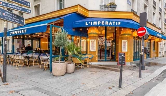 LOCATED AT THE NEXT NEIGHBOURHOOD TO SAINT GERMAIN-RUE DU FAUBOURG SAINT-JACQUES