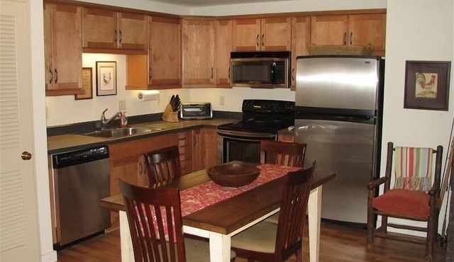 Located in private cul-de-sac with meadow. Rare opportunity. 3 nt min in summer
