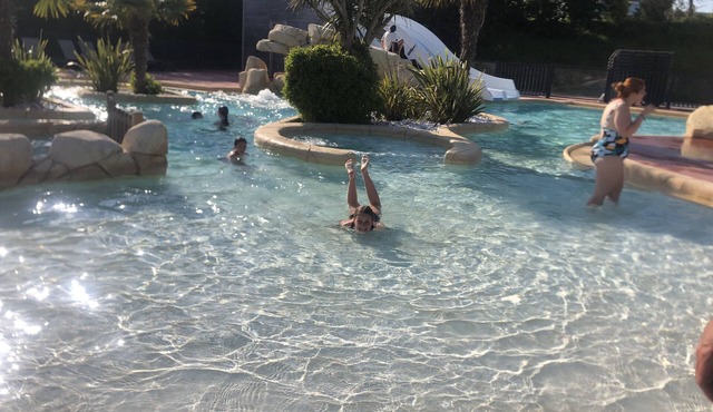 Location Dans un Camping 5 Avec Piscine, Proche Granville et Plages