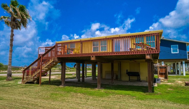 LOCATION LOCATION LOCATION - Beach, Bay, Trails, Fishing, Crabbing, Biking, walk