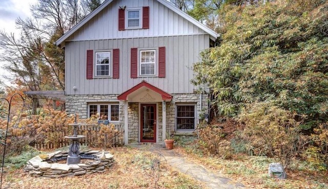 Location, Location, Location - Charming 3 bedroom home 3 Blocks From Main St