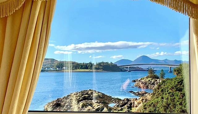 Lochalsh Hotel