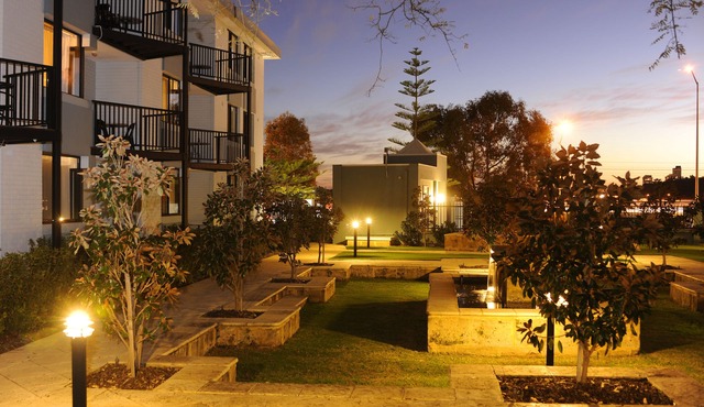 Lodestar Waterside Apartments
