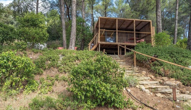 Lodge & spa Tour de Keyrié - Le Chant des Pins Aix en Provence