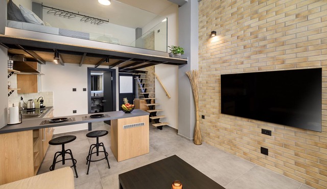 Loft 1