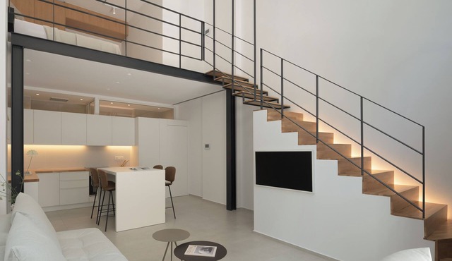 Loft 26:Bright,Central,Well tended