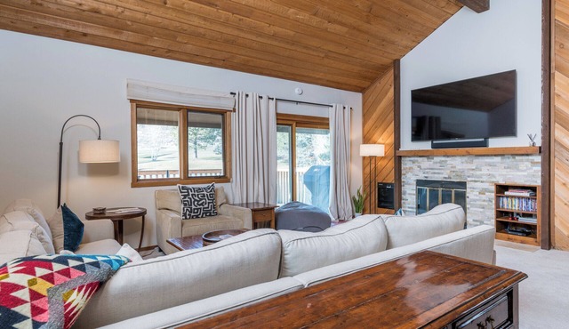 Loft Area! Golf Course Views! Shuffleboard Table! Hot Tub Access!