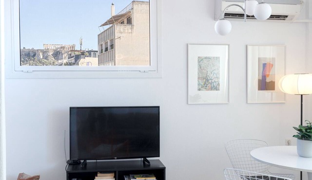 Loft at historical center of Athens w/Acropolis View